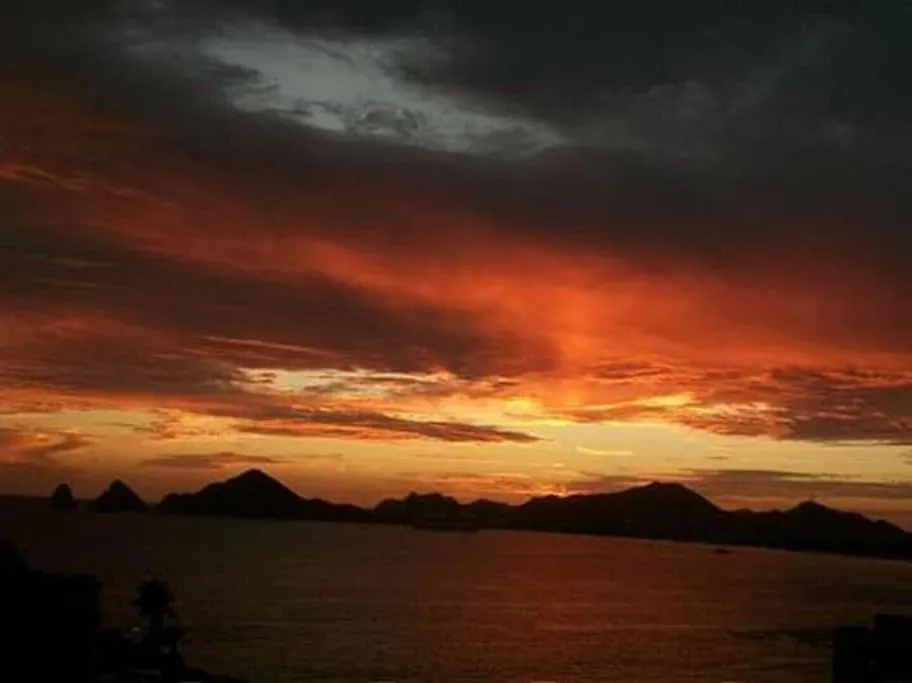 Oceanfront Penthouse, 2 Masters, 2 Baths, Kitchen! Apartment Cabo San Lucas