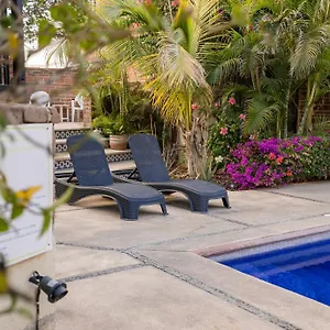 Apartment Cabo's Hidden Gem! Steps To The Marina Or, Cabo San Lucas