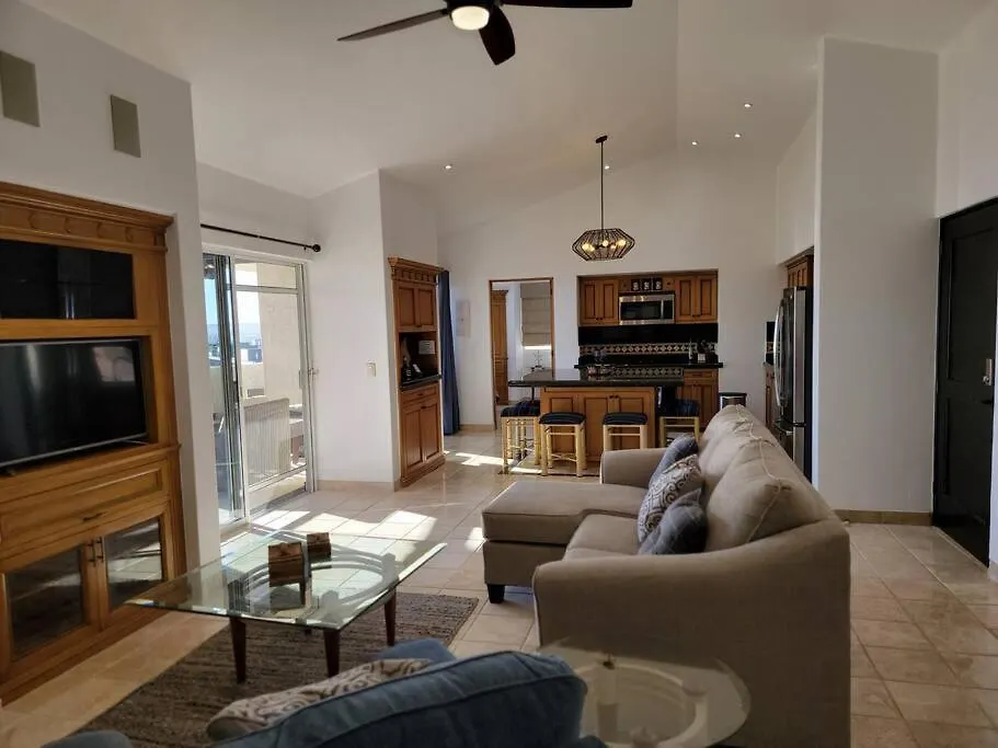 Oceanfront Penthouse, 2 Masters, 2 Baths, Kitchen! Apartment Cabo San Lucas
